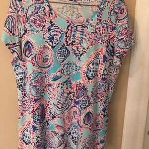 Woman’s Lilly Pulitzer size Large